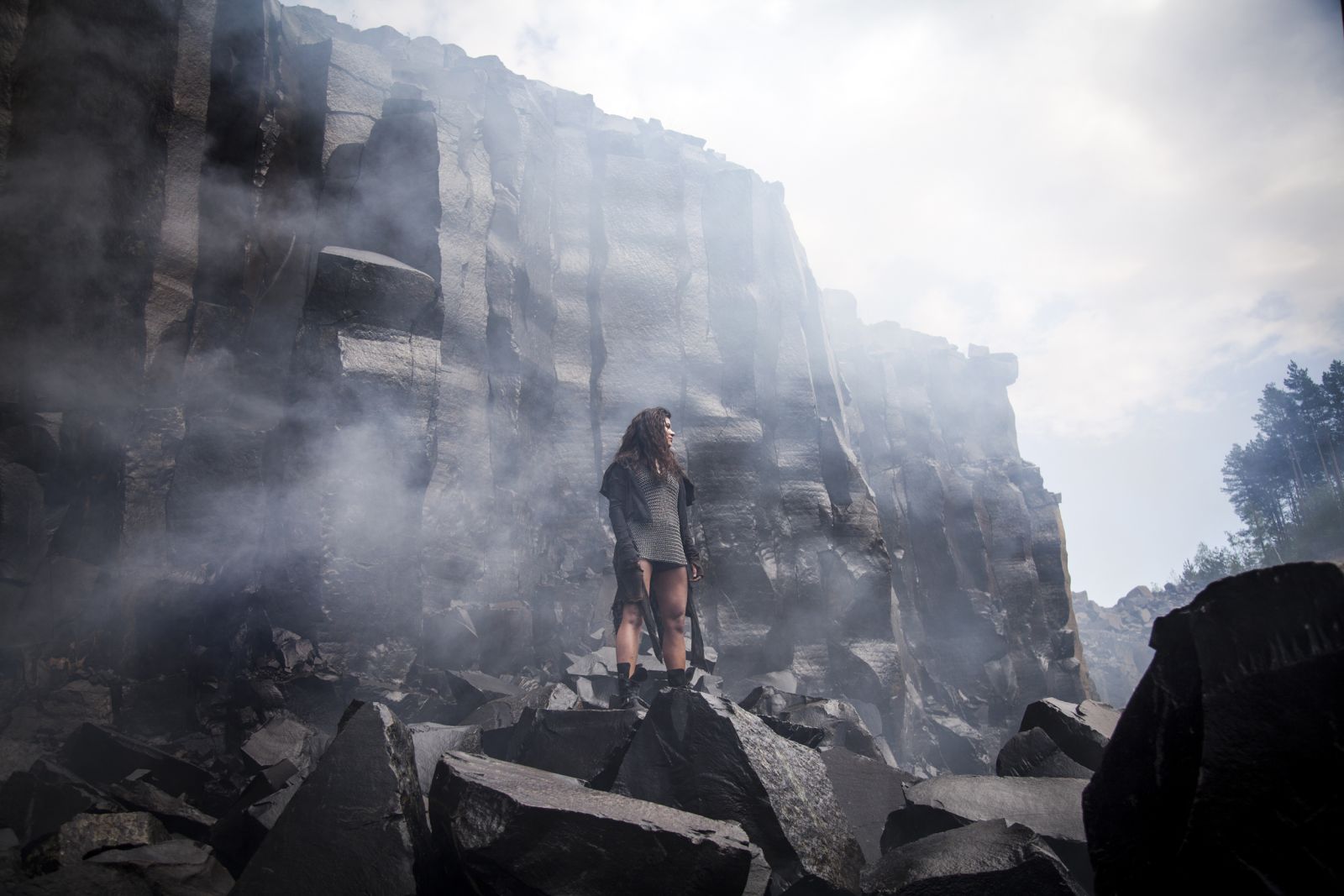 Нежная и сильная: Руслана в новом клипе "Я люблю"